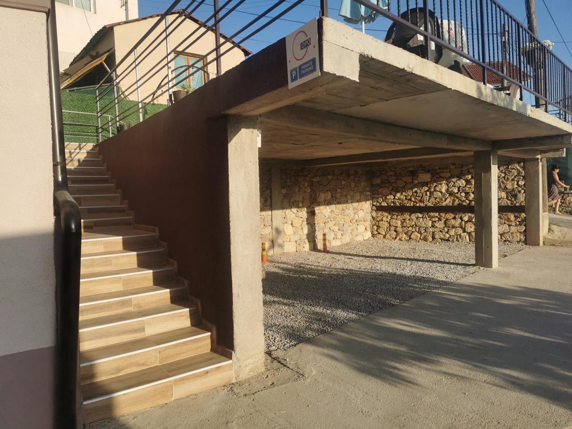 Gopo Guesthouse Elshani 外观 照片