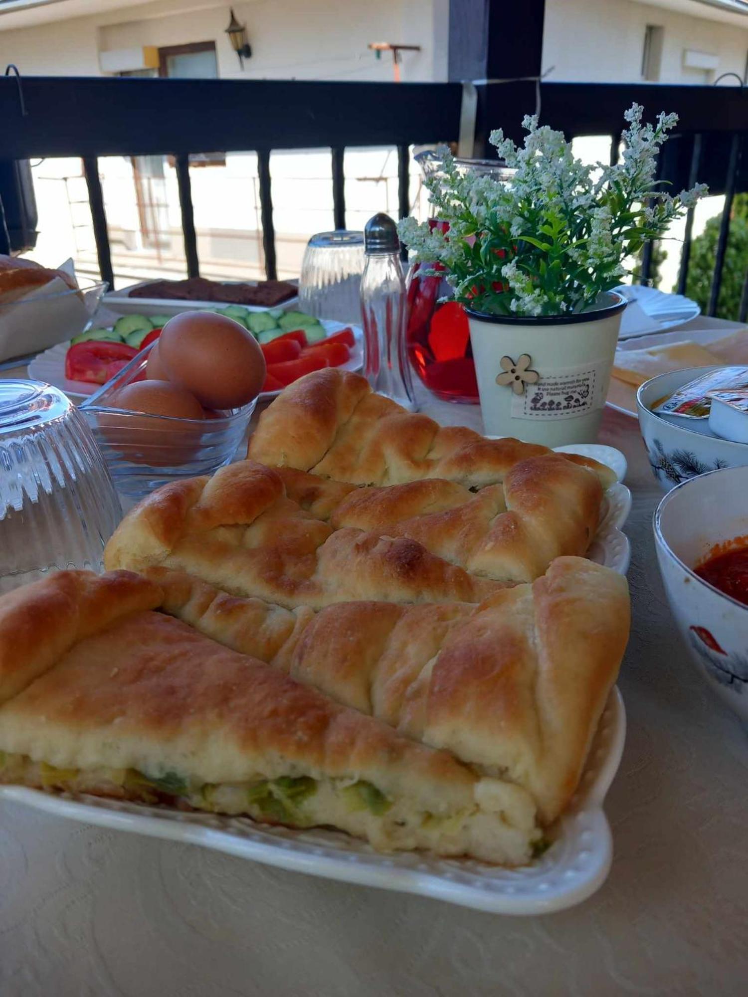 Gopo Guesthouse Elshani 外观 照片