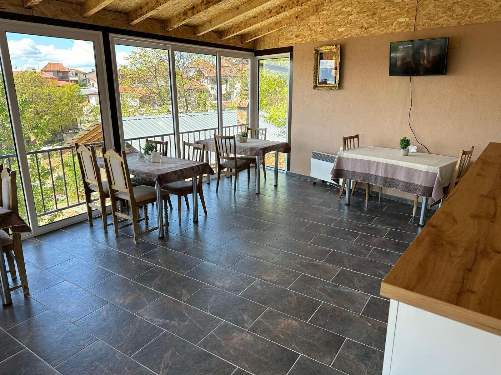 Gopo Guesthouse Elshani 外观 照片